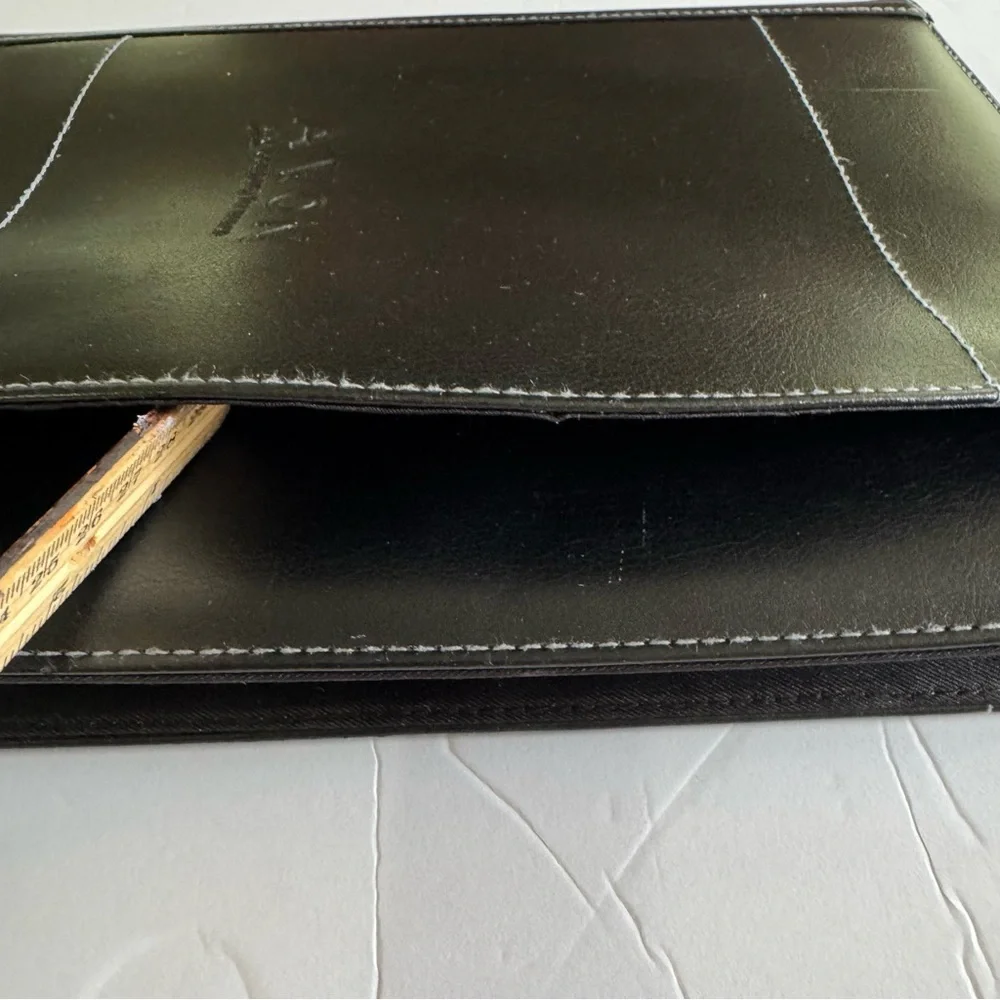 Avon Elegant Black Leather Organizer